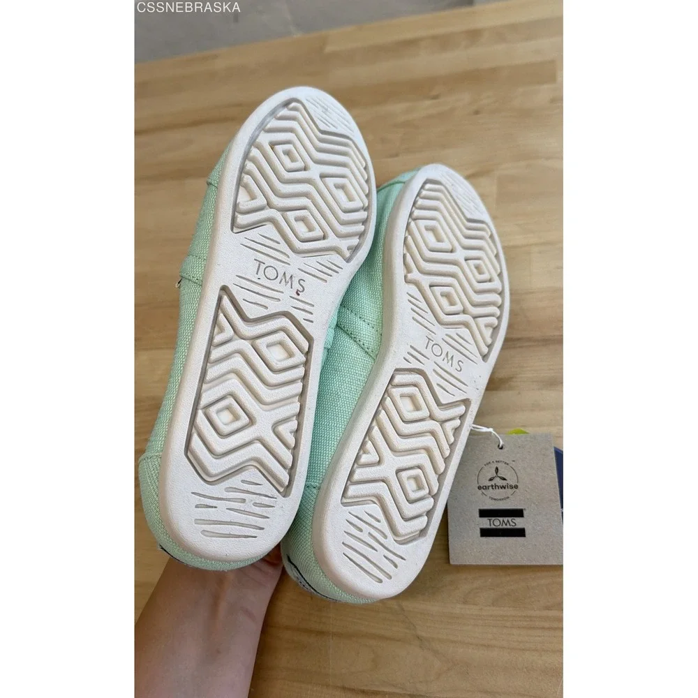 TOMS Mint Green Earthwise Alpargata Womens Canvas Slip On Flats 8.5 10016519